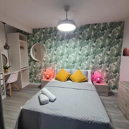 Playa Chica Apartmán *